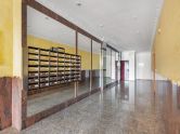 Central and very bright apartment with a garage and a super convenient storage room on your same floor