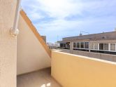 Eindrucksvolles, renoviertes Eck-Penthouse mit drei Schlafzimmern in der Wohnanlage Santa Gema.