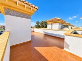 Corner Townhouse with Large Plot and South Orientation in El Limonar
