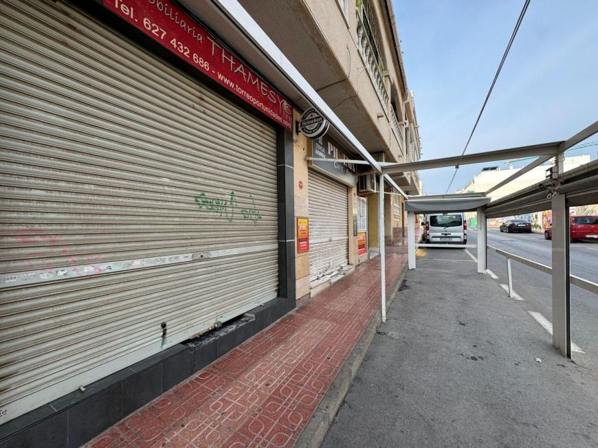 Испания commercial torrevieja