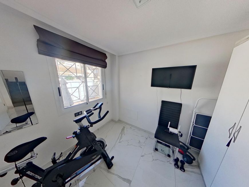 Испания duplex torrevieja