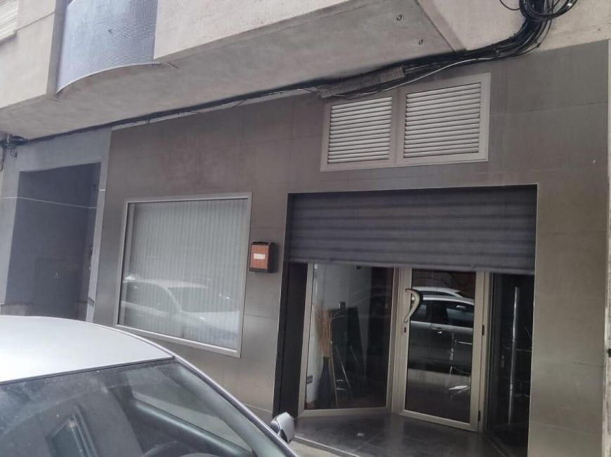 Испания commercial torrevieja