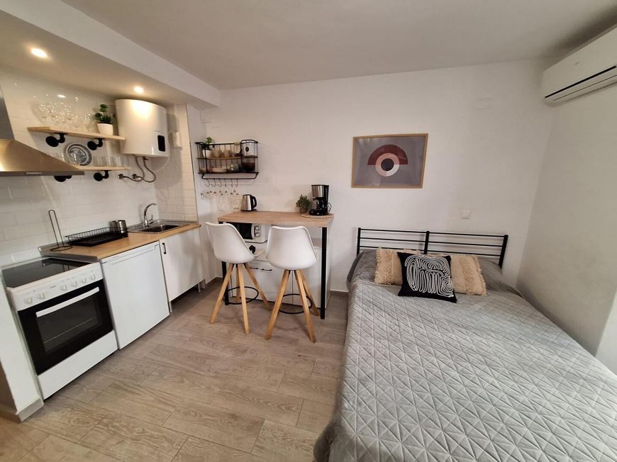 Испания studio torrevieja