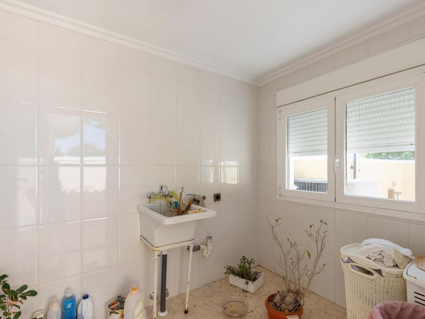 Španělsko Opportunity for a luxury villa with more than 500m2 of living space