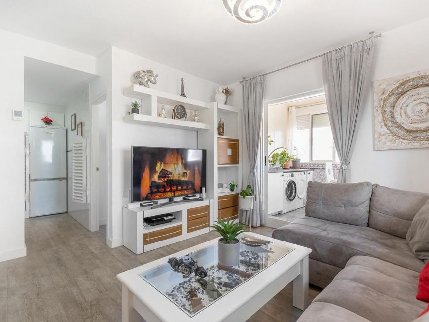 Španělsko Renovated apartment in Viñamar IV with parking space