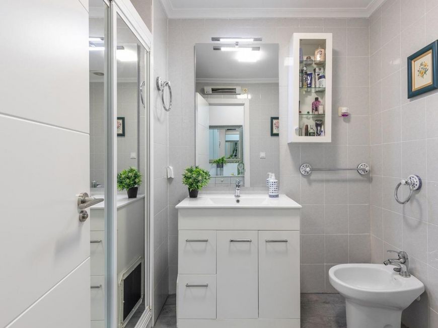 Španělsko Renovated apartment in Viñamar IV with parking space