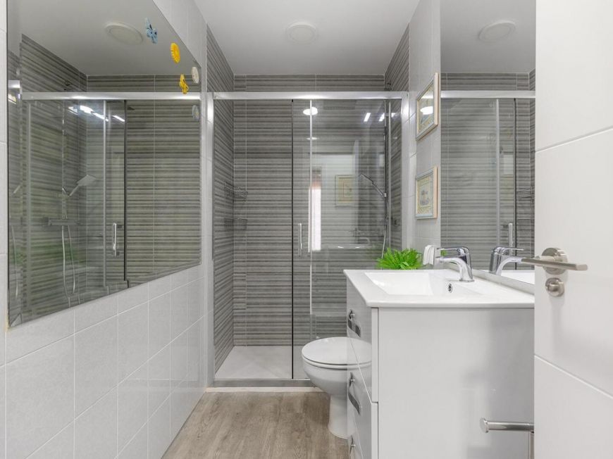 Španělsko Renovated apartment in Viñamar IV with parking space