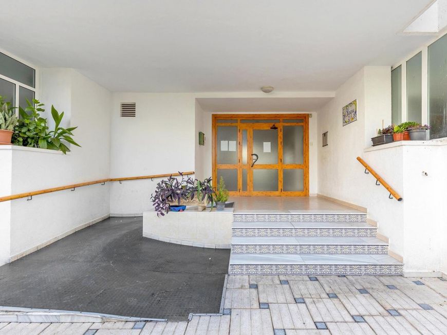 Španělsko Renovated apartment in Viñamar IV with parking space