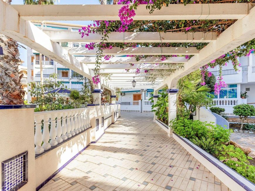 Španělsko Renovated apartment in Viñamar IV with parking space