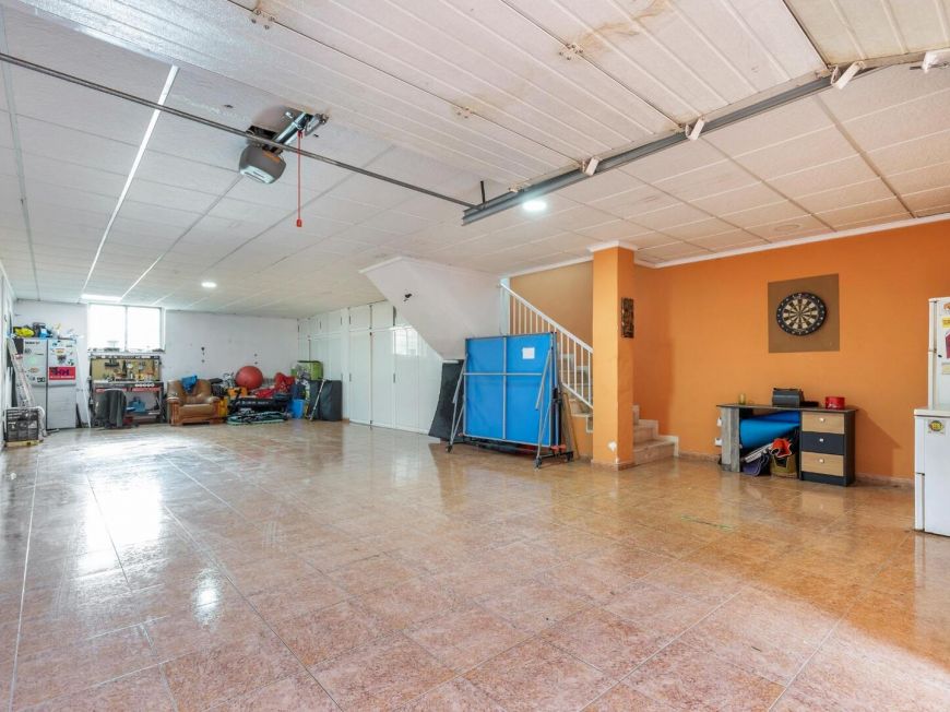 Španělsko Exclusive Family Home in Aguas Nuevas with Private Pool and Spacious Areas