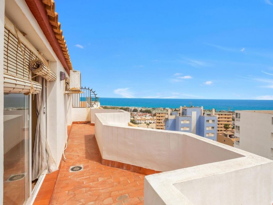 Espanha Sea Views and Comfort in Torreblanca! 3 Bedroom + 1 Bathroom Duplex Penthouse