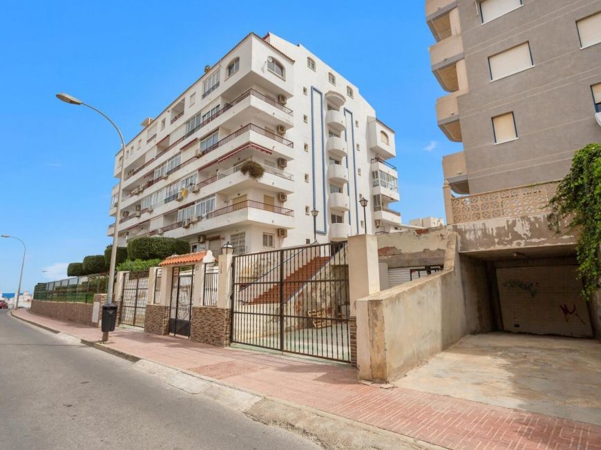 Espanha Sea Views and Comfort in Torreblanca! 3 Bedroom + 1 Bathroom Duplex Penthouse