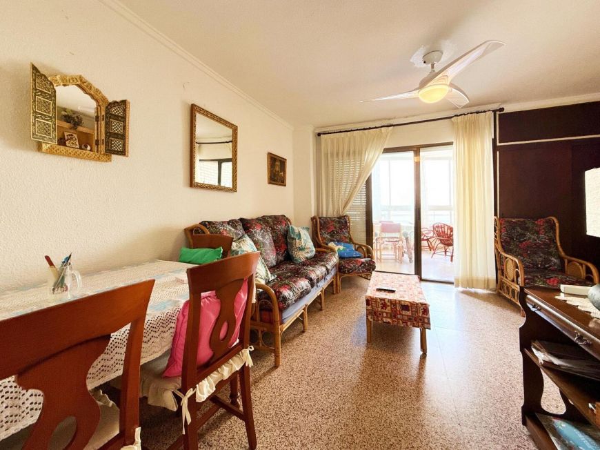 Španělsko 🏡 Ground-floor property just 20 meters from the sea in La Mata, Torrevieja! 🌊