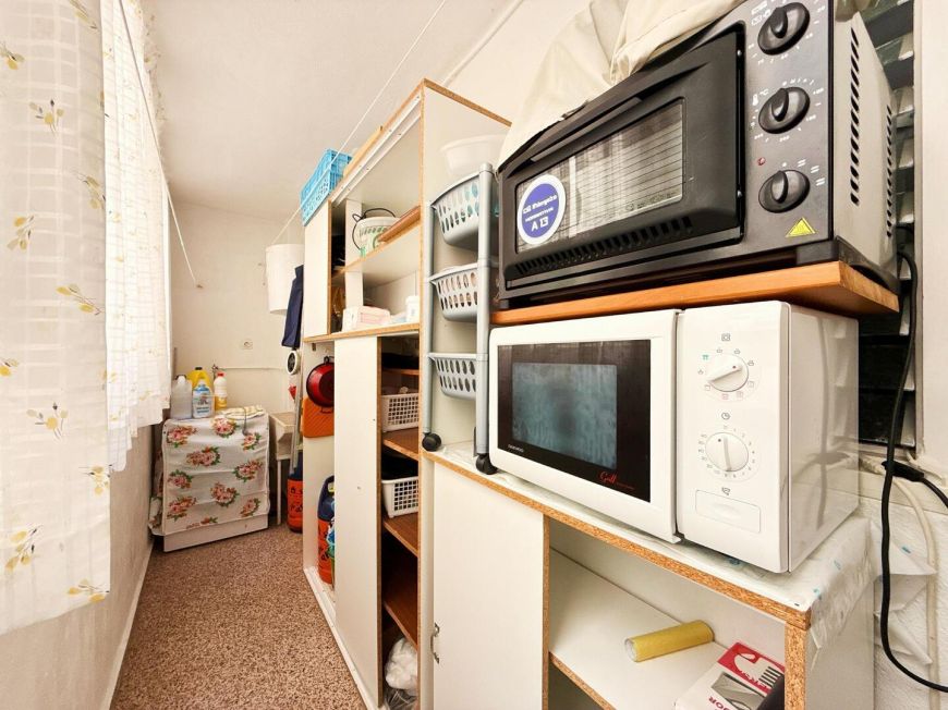 Španělsko 🏡 Ground-floor property just 20 meters from the sea in La Mata, Torrevieja! 🌊