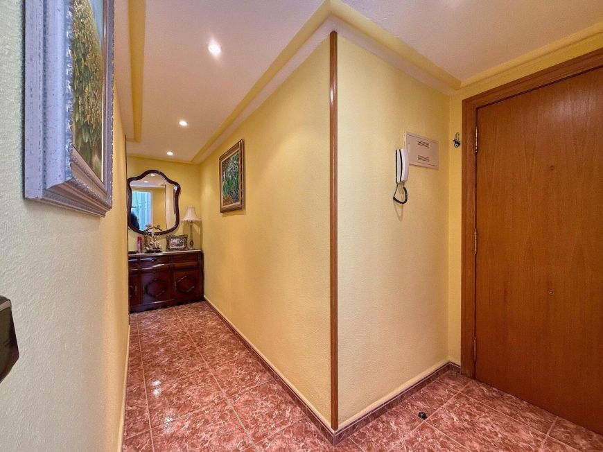 Испания Fantastic 2-bedroom, 2-bathroom apartment just 200 meters from Playa del Cura – Torrevieja