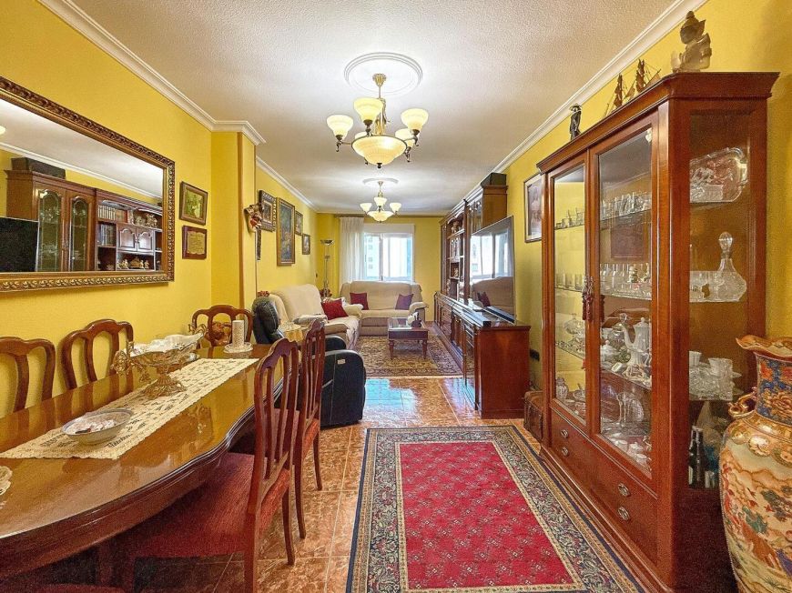 Испания Fantastic 2-bedroom, 2-bathroom apartment just 200 meters from Playa del Cura – Torrevieja