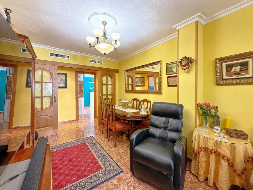 Испания Fantastic 2-bedroom, 2-bathroom apartment just 200 meters from Playa del Cura – Torrevieja