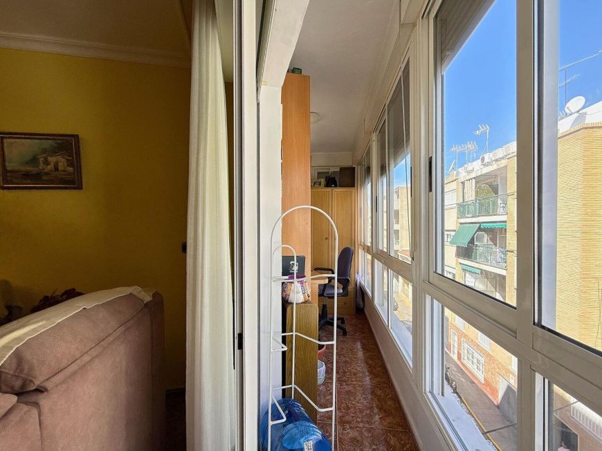 Испания Fantastic 2-bedroom, 2-bathroom apartment just 200 meters from Playa del Cura – Torrevieja