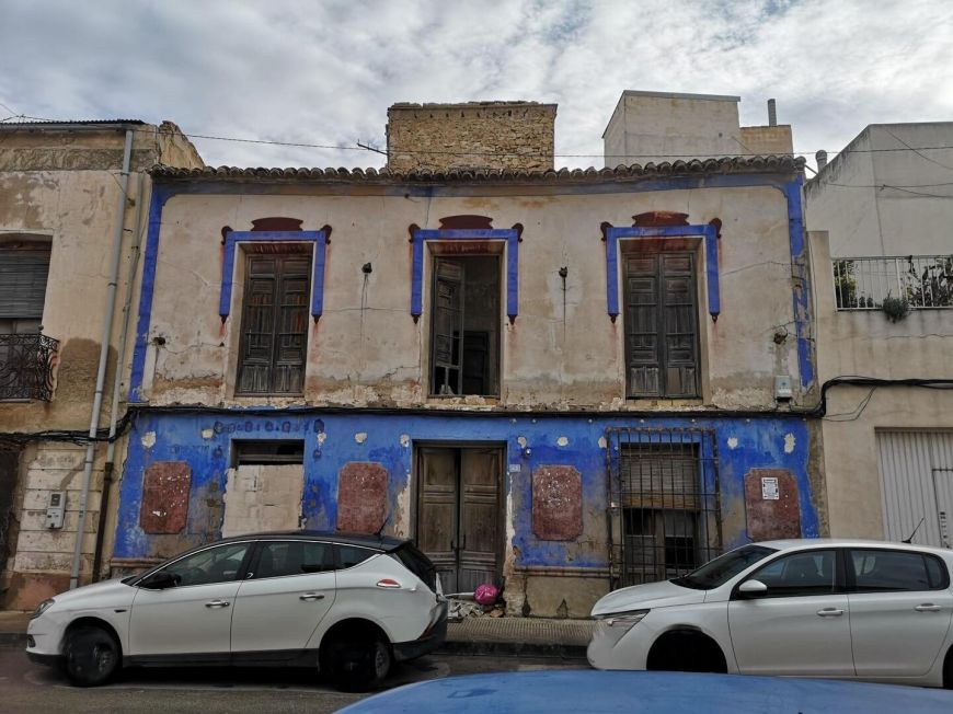 Espagne GRANDE OPPORTUNITÉ D'INVESTISSEMENT À DOLORES : 290M2 DE TERRAIN POUR VOTRE PROJET