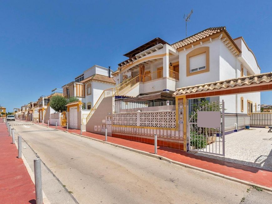 Espanha Bungalow Opportunity in Parque de las Naciones