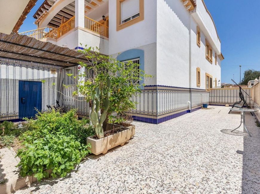 Espanha Bungalow Opportunity in Parque de las Naciones