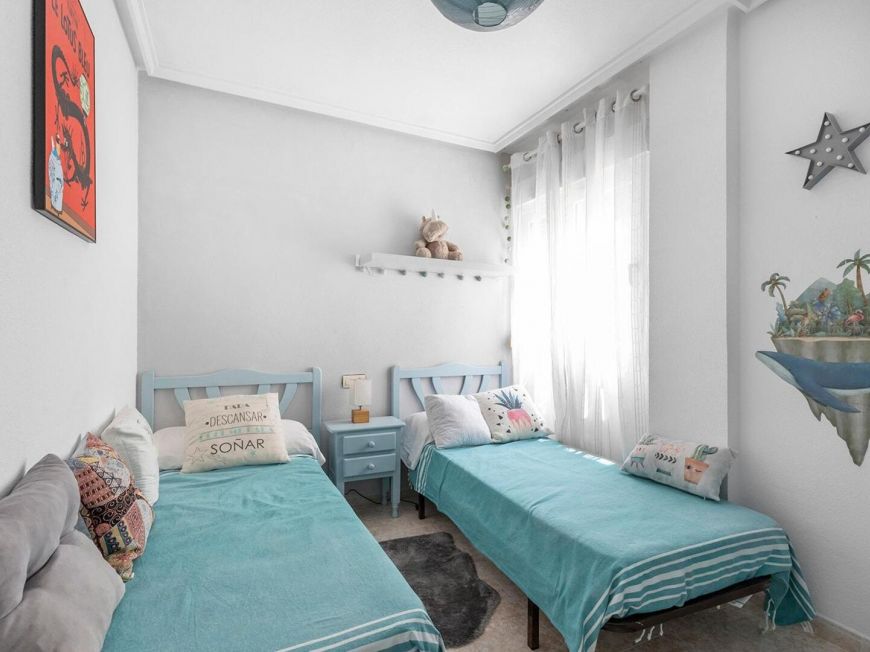 Espanha Bungalow Opportunity in Parque de las Naciones