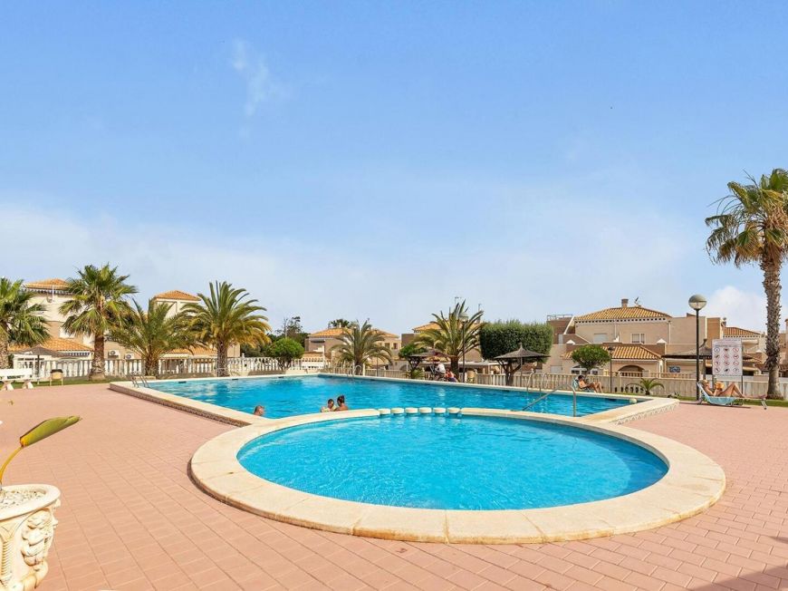 Španělsko Bungalow Opportunity in Aguas Nuevas