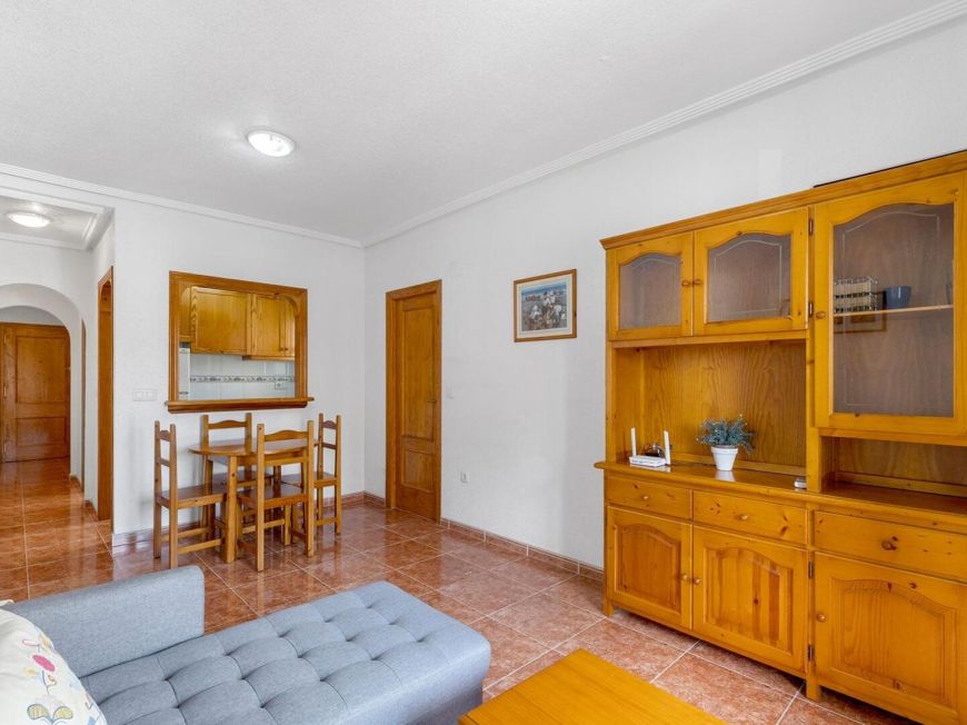 Испания 2 bedroom opportunity with pool