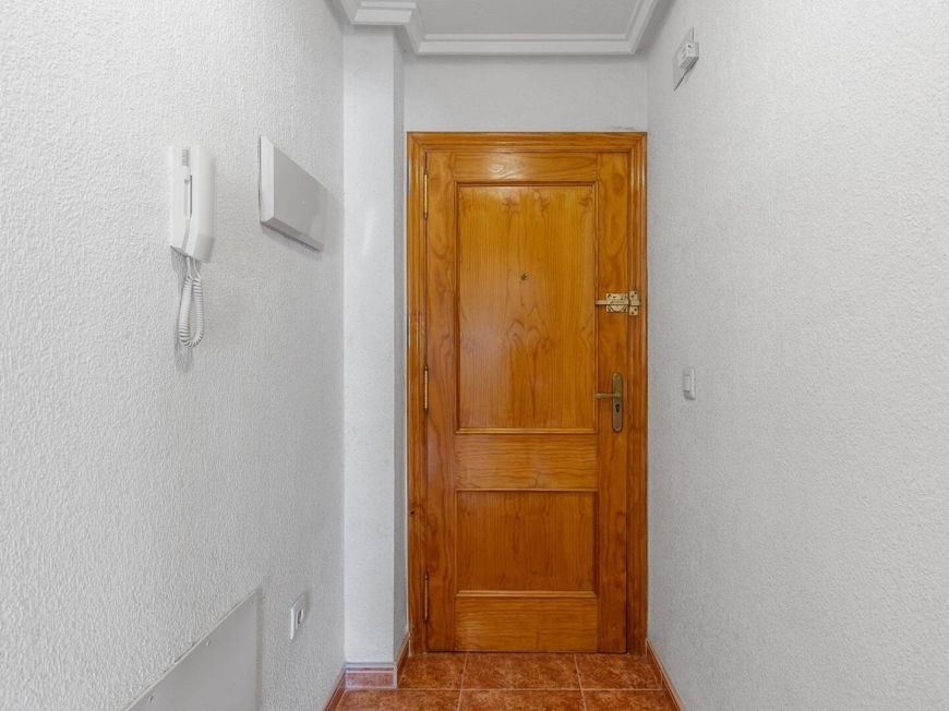 Испания 2 bedroom opportunity with pool