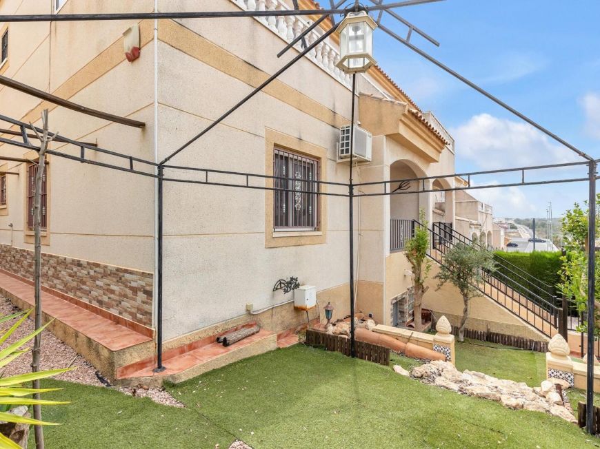 Espanha Ground Floor Bungalow with Large Garden in Orihuela Costa
