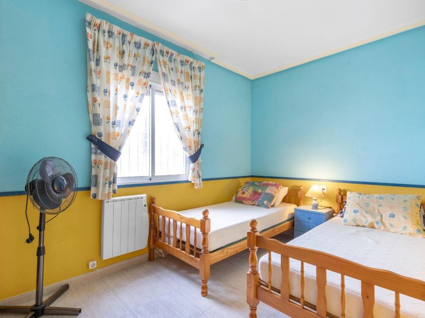 Espanha Ground Floor Bungalow with Large Garden in Orihuela Costa