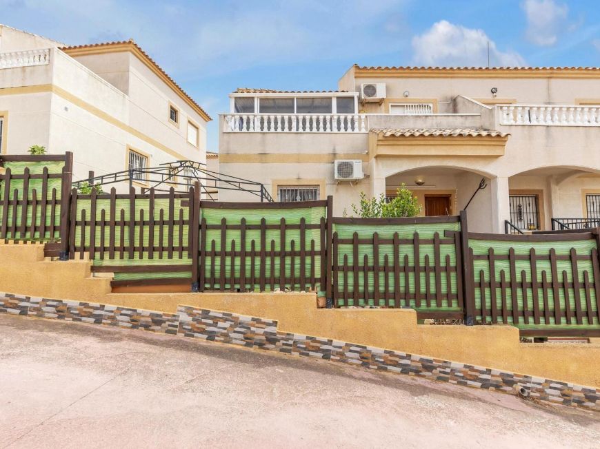 Espanha Ground Floor Bungalow with Large Garden in Orihuela Costa