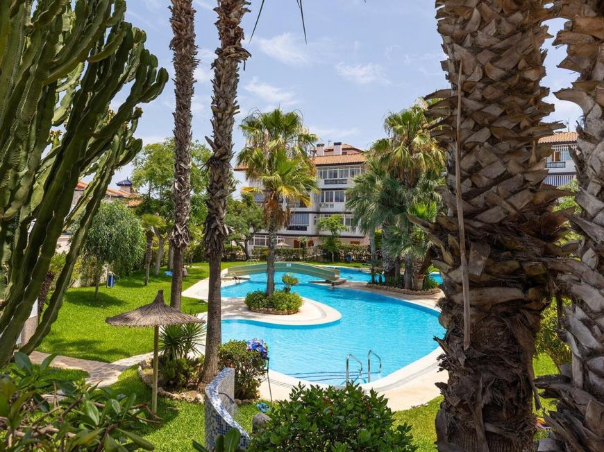 Španělsko Unique opportunity in the prestigious Parquemar Urbanization, La Mata!