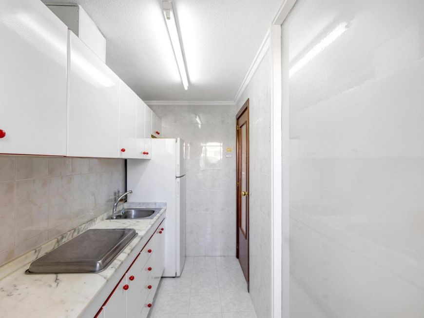 Espagne Opportunité pour un appartement d'une chambre avec piscine et vue dégagée