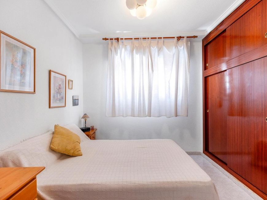 Espagne Opportunité pour un appartement d'une chambre avec piscine et vue dégagée