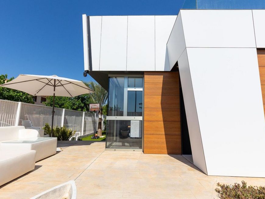 Espanha Corner Detached Villa in El Pilar de la Horadada 