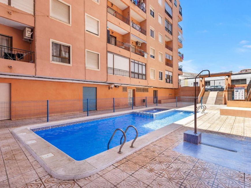 Espanha Cozy Apartment with 3 Bedrooms and a Communal Pool!
