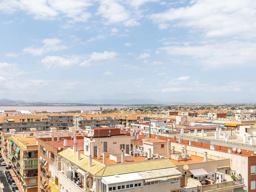 Espanha RENOVATED OPPORTUNITY WITH SEA VIEWS