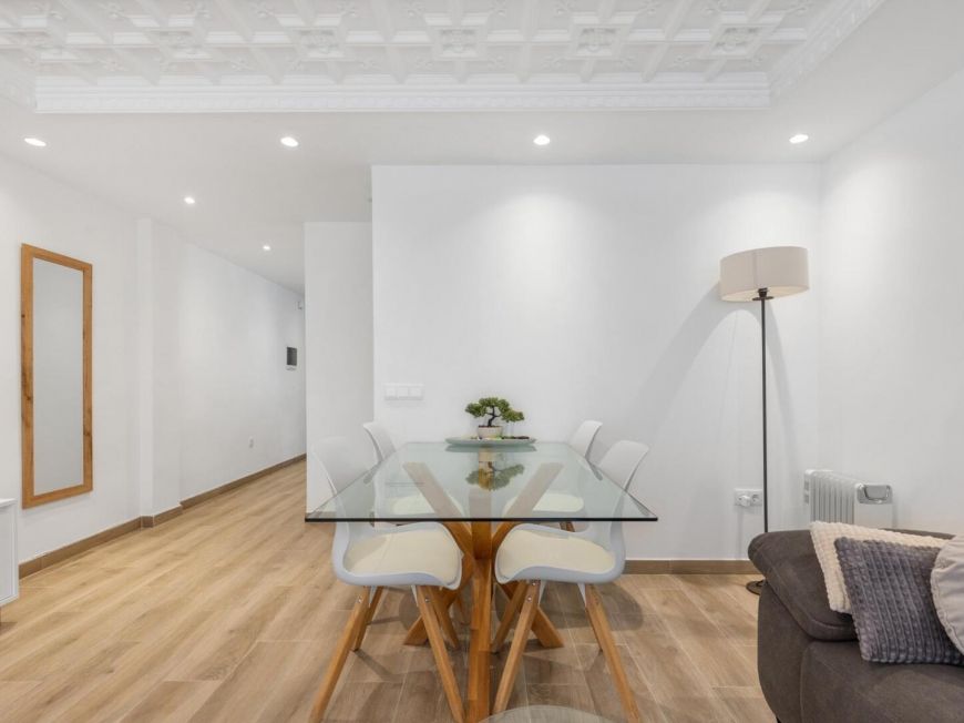 Španělsko RENOVATED OPPORTUNITY WITH SEA VIEWS