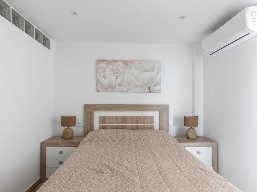 Španělsko RENOVATED OPPORTUNITY WITH SEA VIEWS