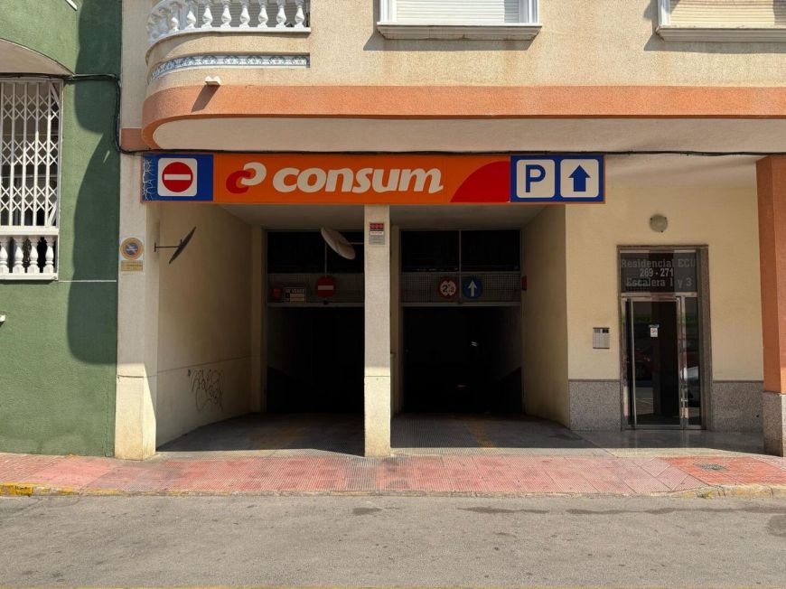 Espagne Se vende plaza de garaje en excelente ubicación – Torrevieja