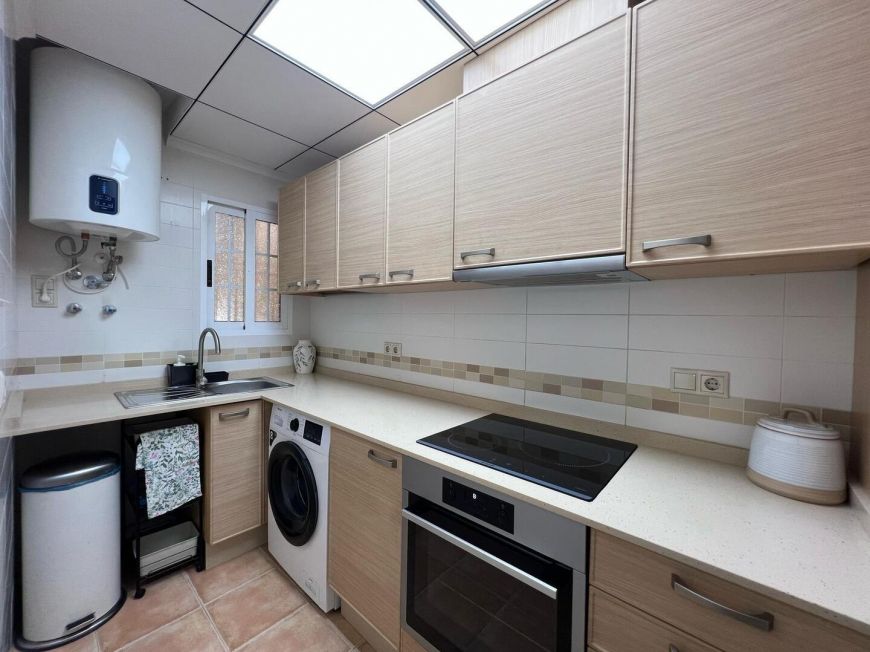 Espagne APPARTEMENT 2 CHAMBRES AVEC GARAGE ET PISCINE !!