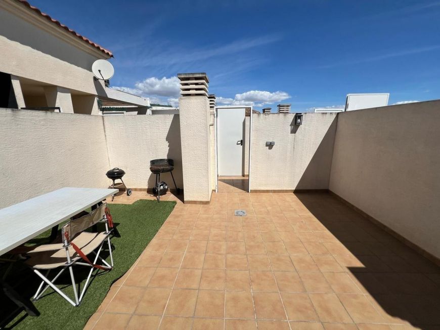 Španělsko 2 BEDROOM APARTMENT WITH GARAGE AND POOL!!