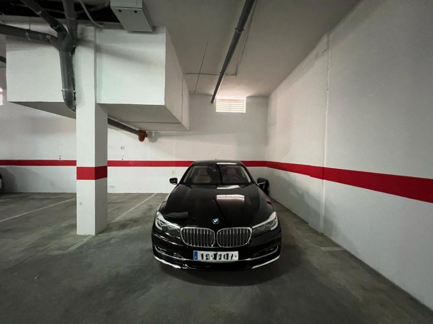 Španělsko 2 BEDROOM APARTMENT WITH GARAGE AND POOL!!