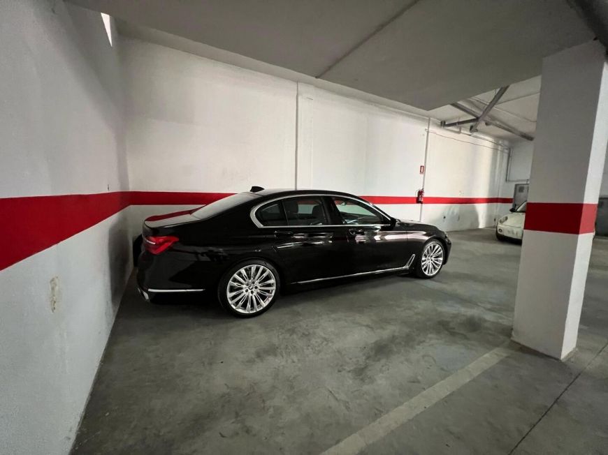 Španělsko 2 BEDROOM APARTMENT WITH GARAGE AND POOL!!