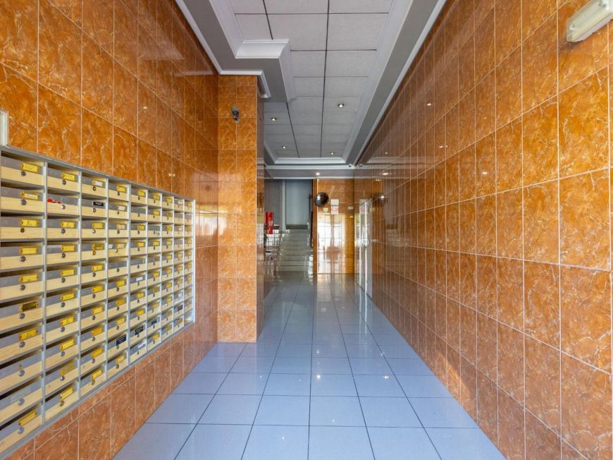 Španělsko Central Apartment in Torrevieja, 800 m from the Sea, with Communal Pool