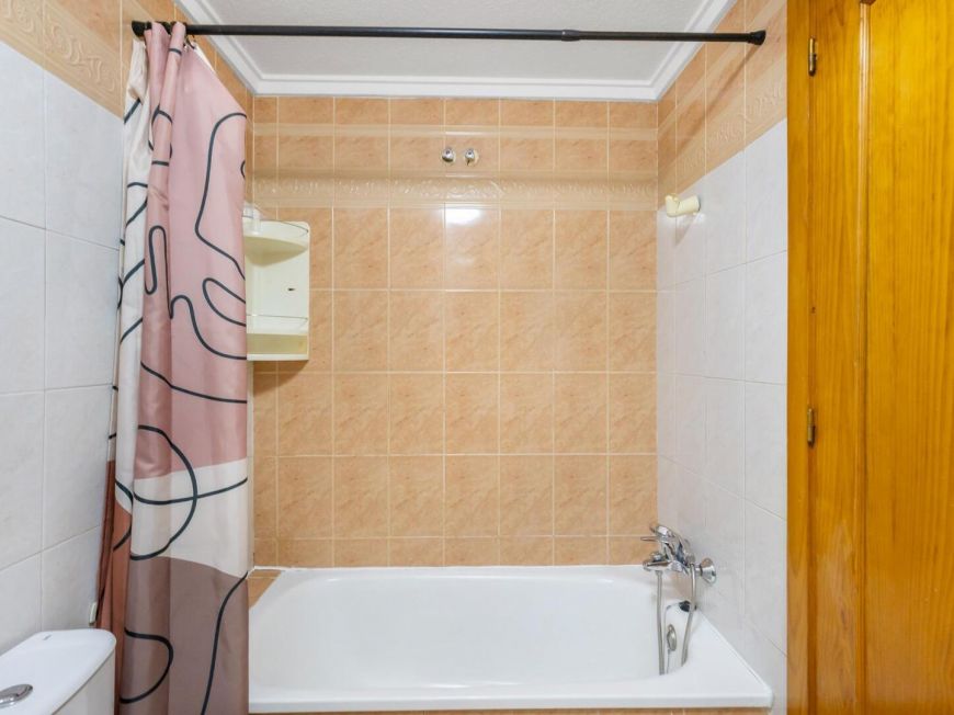 Испания Бунгало с частным солярием и бассейном всего в 10 минутах от пляжа