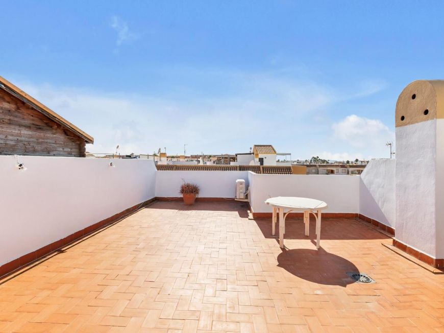 Испания Бунгало с частным солярием и бассейном всего в 10 минутах от пляжа