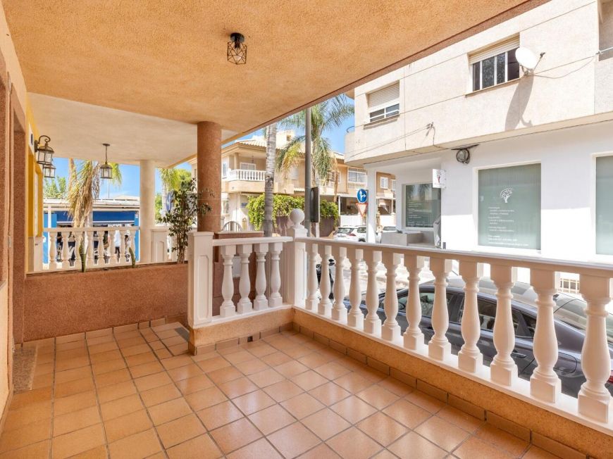 Španělsko 🏡 Large duplex house 200 metres from the beach in Los Alcázares (Murcia)