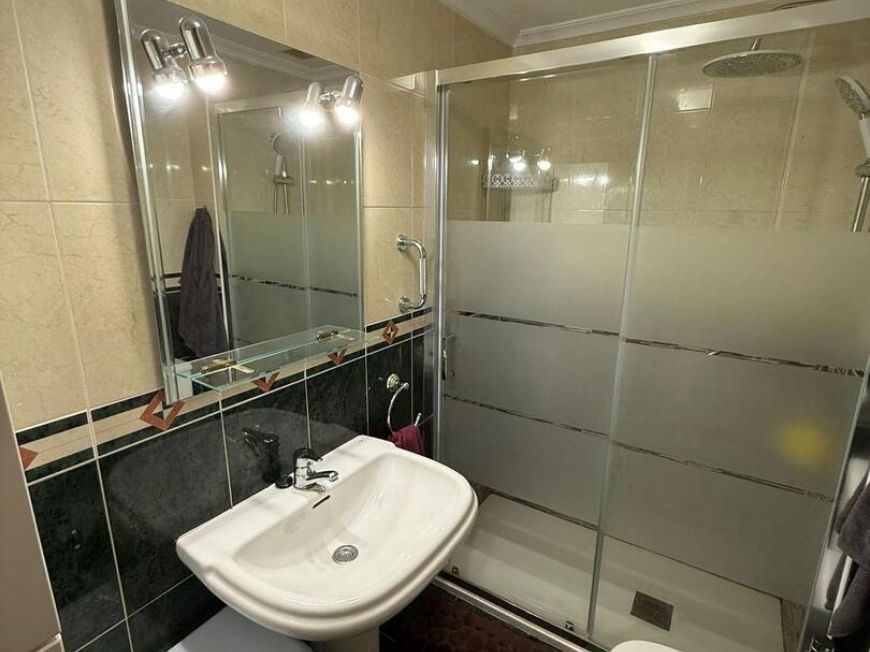 Espanha Opportunity for a one bedroom with park views